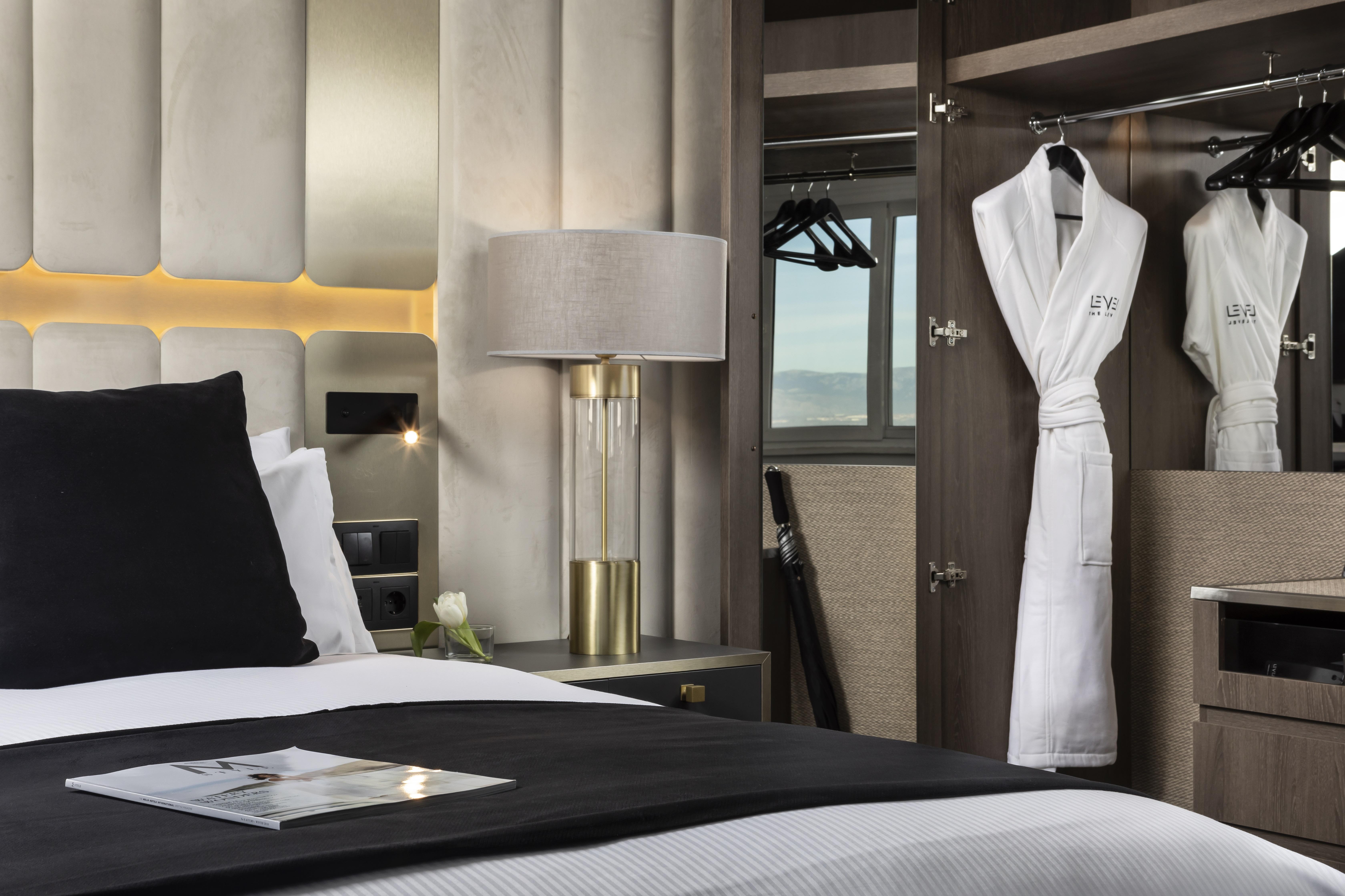 Melia Castilla Мадрид Екстериор снимка