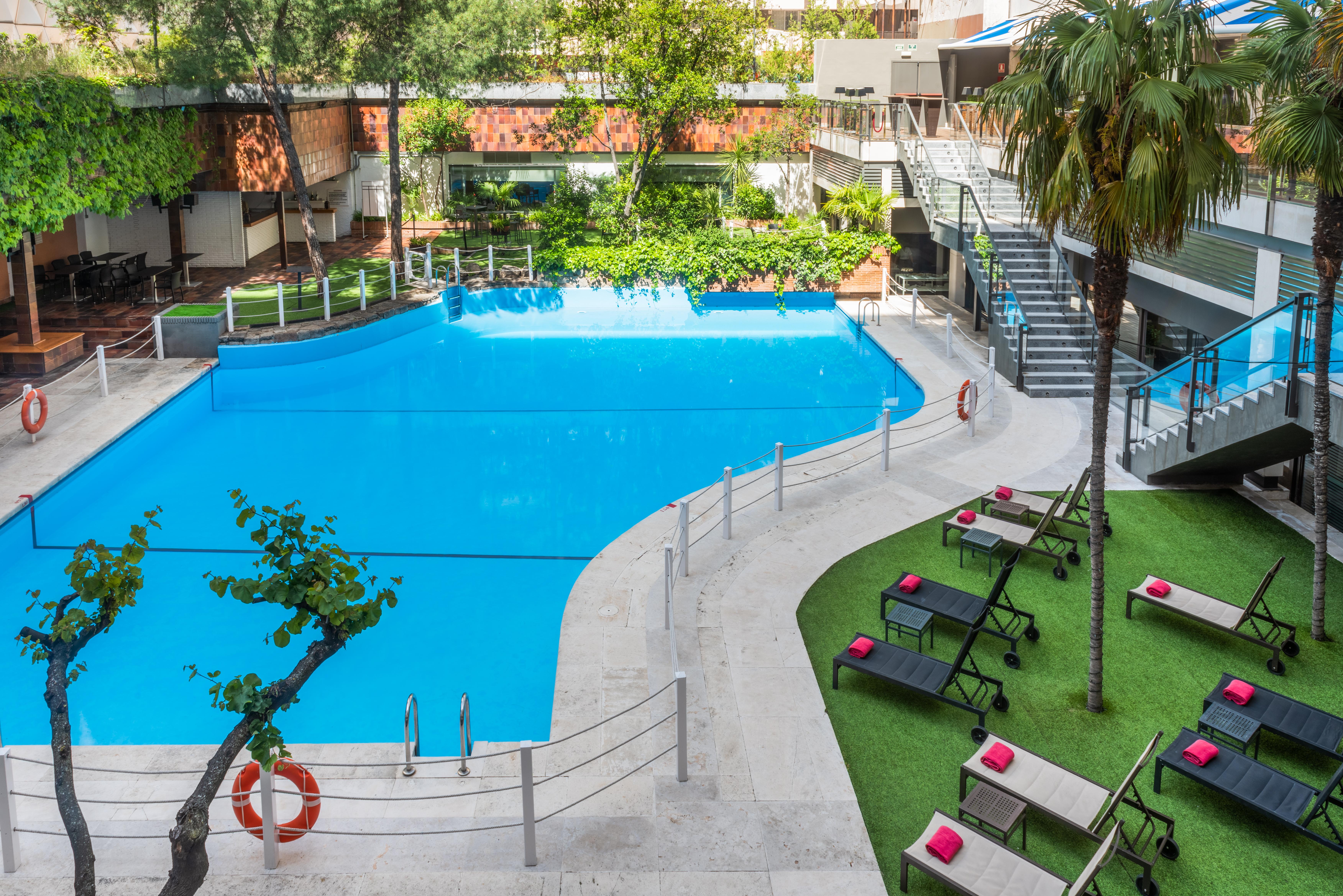Melia Castilla Мадрид Екстериор снимка