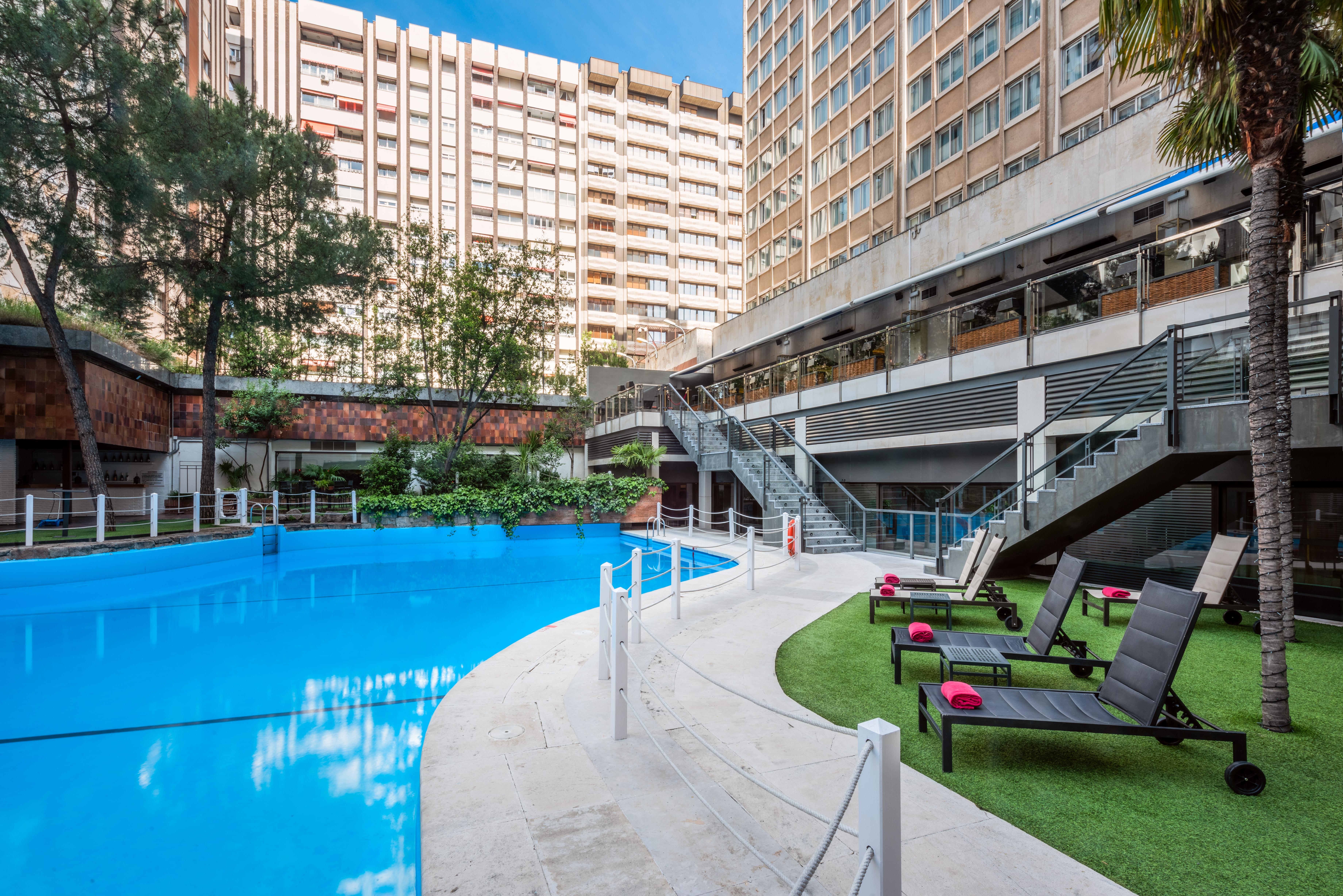 Melia Castilla Мадрид Екстериор снимка